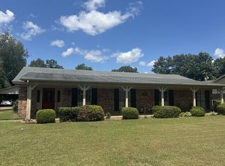 913 W Barton Ave, West Memphis, AR 72301