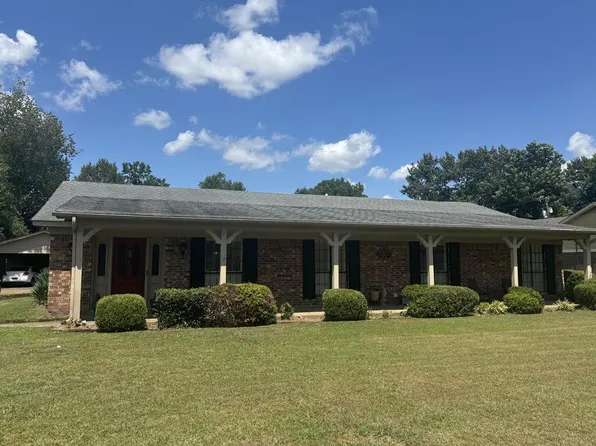 913 W Barton Ave, West Memphis, AR 72301
