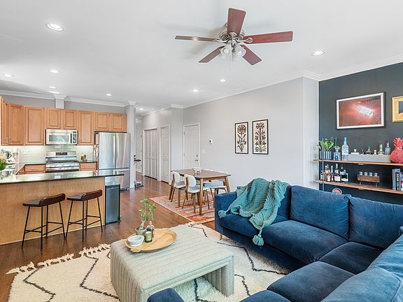 5th image of 3640 N Bosworth Ave APT 2S