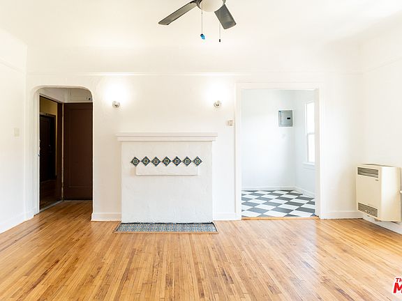2nd image of 1141 Echo Park Ave APT 203