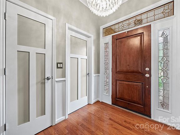 3rd image of 2163 E Foxwood Ct