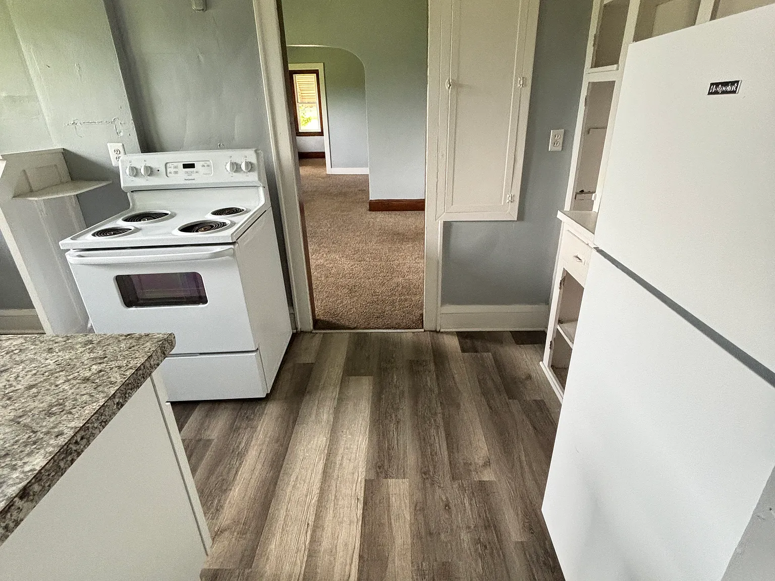 2 bed, 800 sqft, $875 — Photo 1