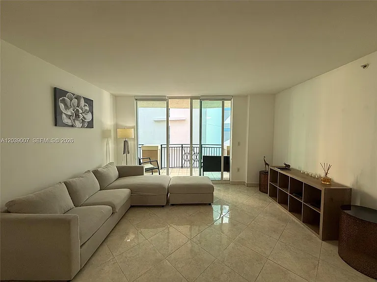 17555 Atlantic Blvd #1103 — Photo 11