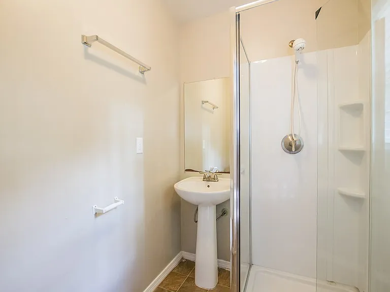 155 Sunny Ln — Photo 13