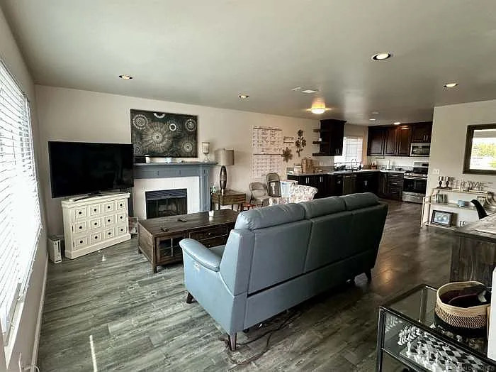 9829 Caspi Gardens Dr #8 — Photo 7