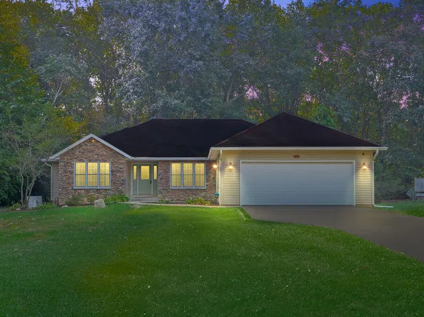 1604 Orchard Ln, Niles, MI 49120