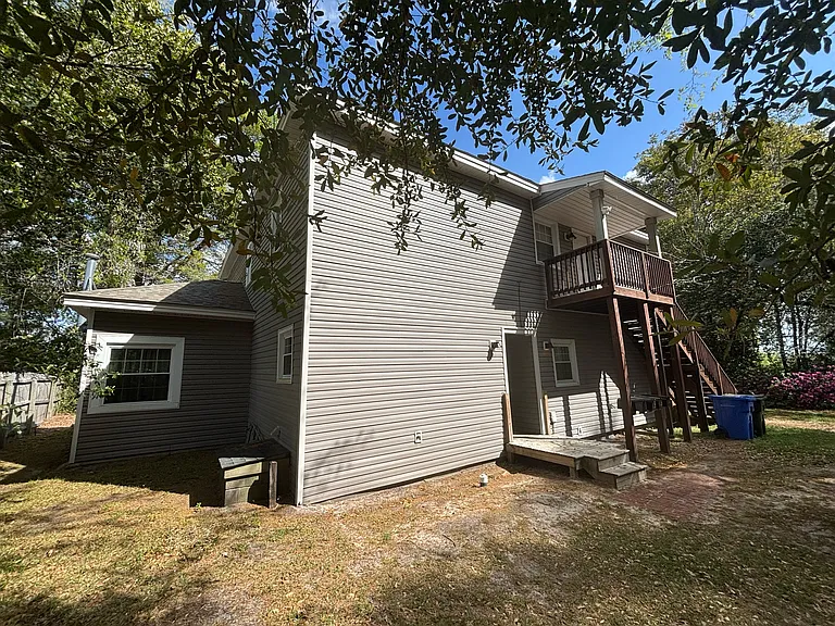 807 Branson St #2 — Photo 2
