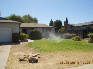 2619 Sunnyside Ave, Clovis, CA 93611