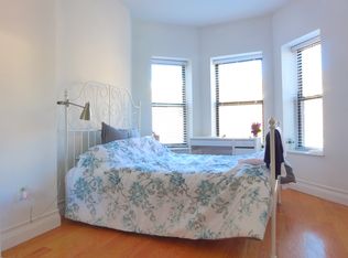 60 Louis Prang St, Boston, MA 02115