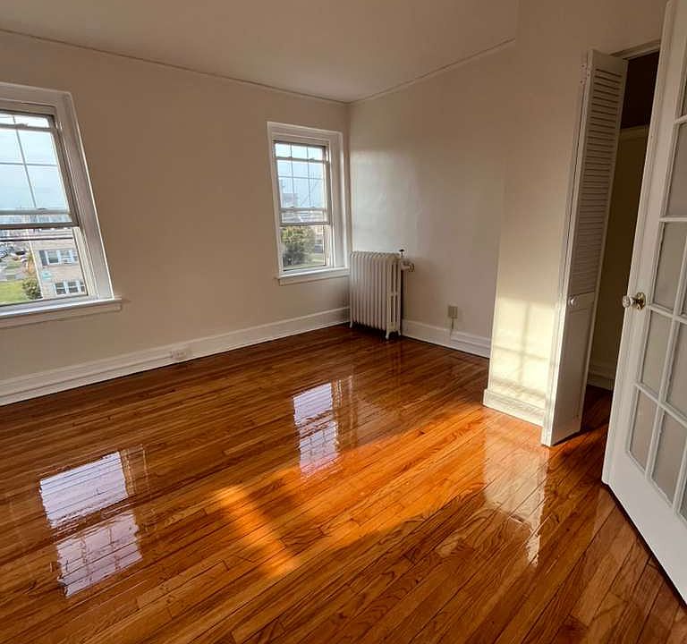 1st image of 182 Elm St #2A