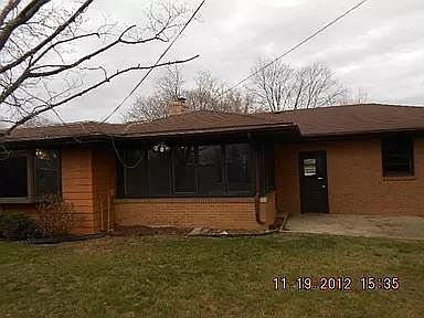 3rd image of 710 Sunrise Ln