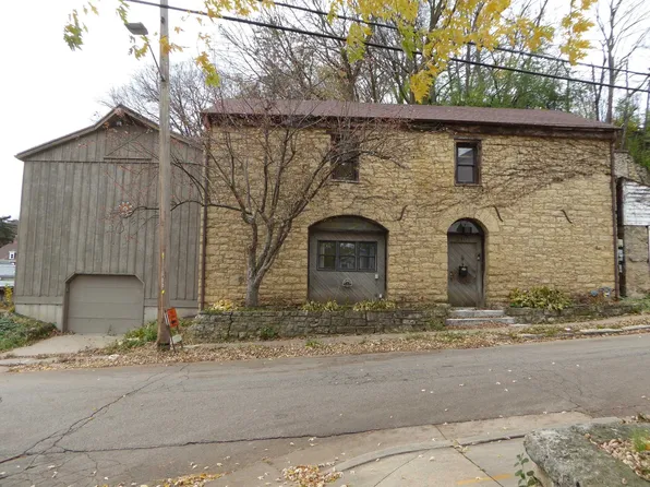 2105 Foye St, Dubuque, IA 52001