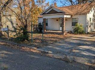 127 Fairland Pl, Clarksdale, MS 38614
