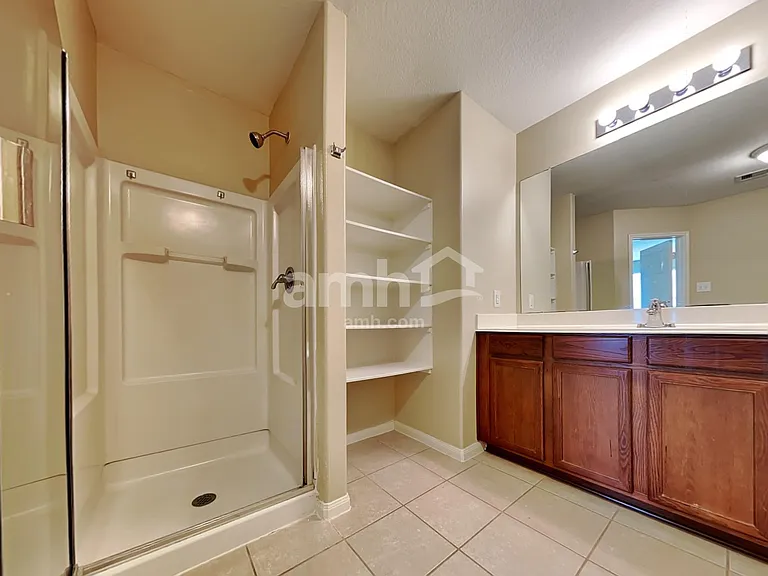 9415 White Diamond Ln — Photo 11