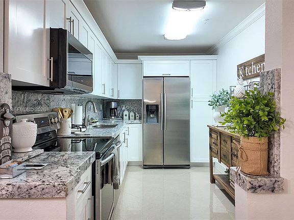 2nd image of 3001 S Ocean Dr APT 319