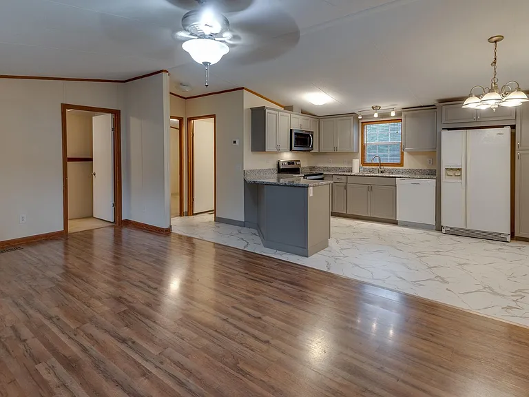 45170 Settlers Ln — Photo 5