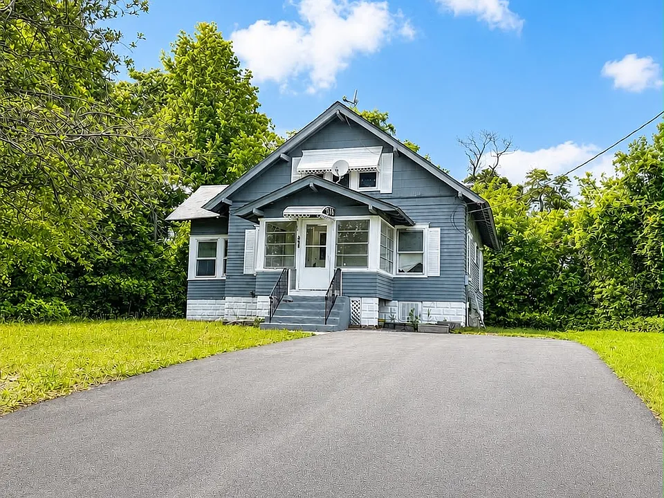 409 Dover Rd
