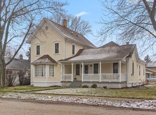 10117 Covell St, Richmond, IL 60071