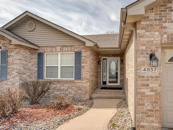 2nd image of 4857 Danielle Ct