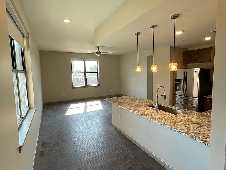 4440 Manchester Ave.- (Grove Lofts) — Photo 8