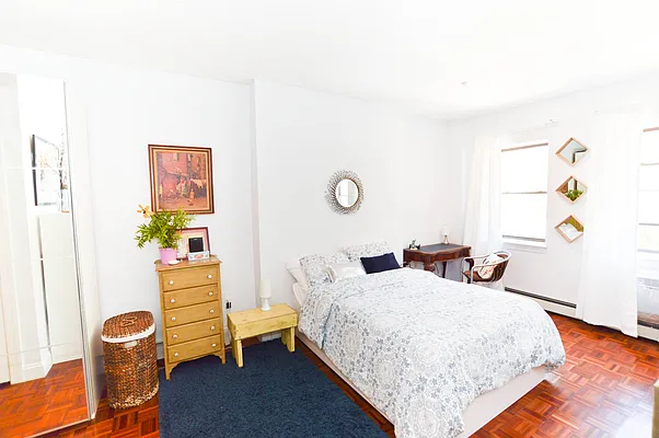 Rented by Douglas Elliman | media 15