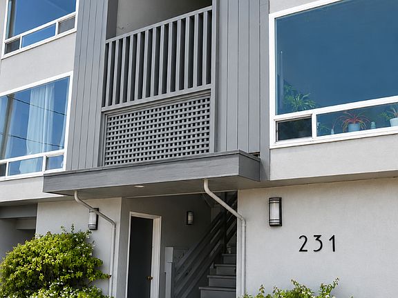 2nd image of 231 Corte Madera Ave APT 4