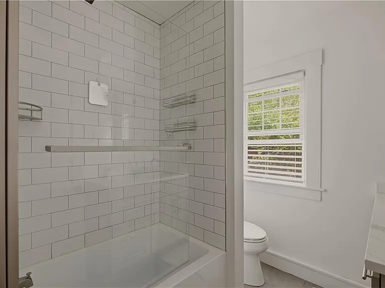21 Pell St — Photo 25