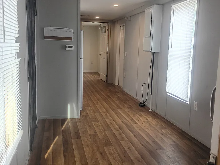 3707 16th St W — Photo 2
