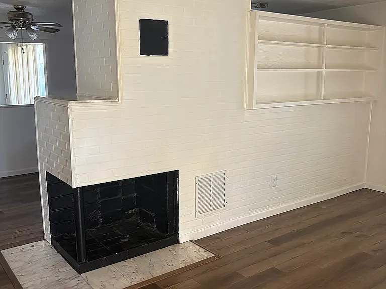 3 bed, 1025 sqft, $1,695 — Photo 4
