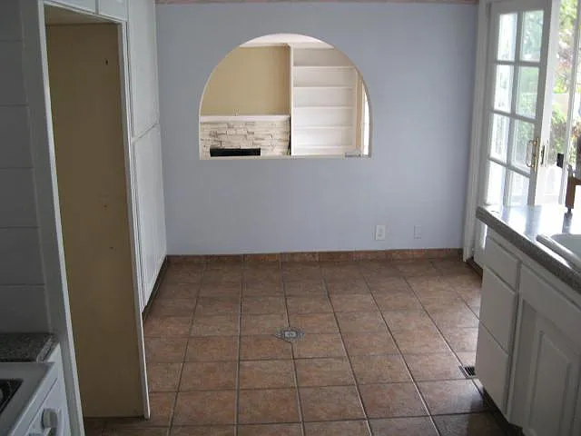 20282 Wind Cave Ln — Photo 8