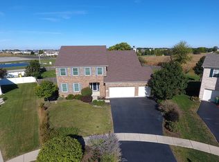 26318 W Silver Stream Dr, Channahon, IL 60410
