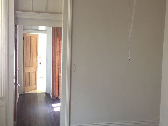 5th image of 2036 Iberville St