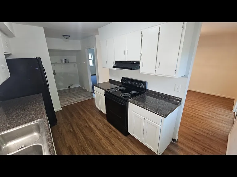 9105 Spyglass Pl #C — Photo 6