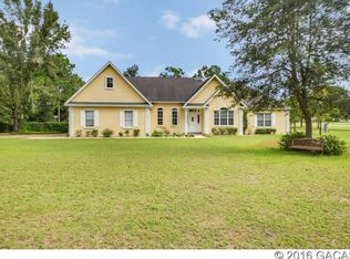 325 SW Mapleton St, Fort White, FL 32038