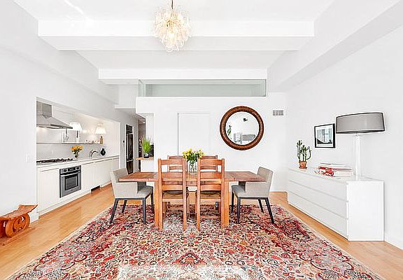 2nd image of 15 Broad St APT 2724