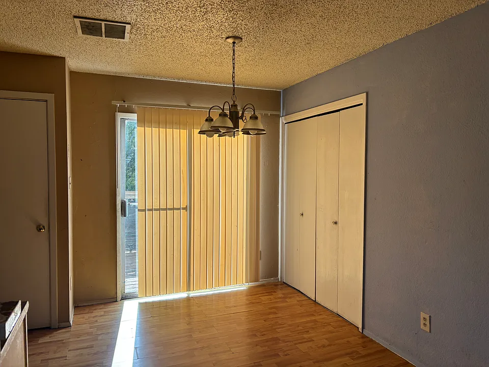 Washer dryer closet