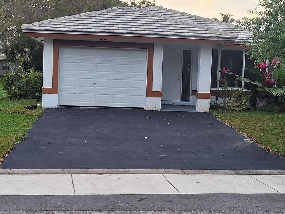 1st image of 11513 NW 36th St