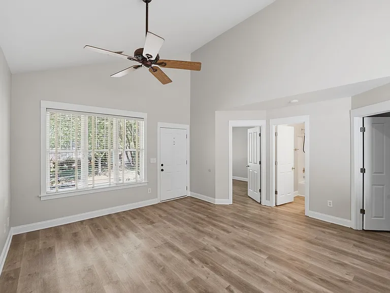 11355 Deer Ridge Ln — Photo 4
