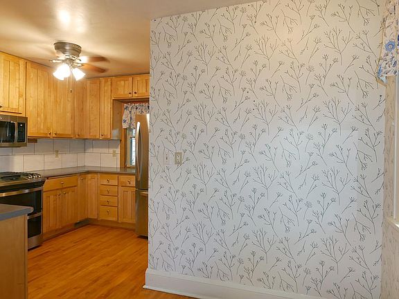 4th image of 4206 Upton Ave N
