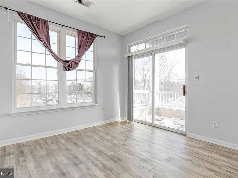 4200 Mozart Brigade Ln #N — Photo 8