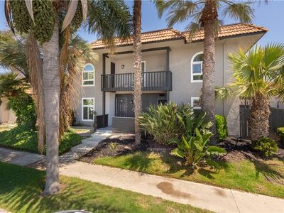 16102 Waikiki Ln, Huntington Beach, CA, 92649