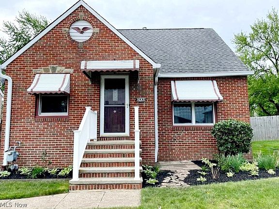2nd image of 8001 Fernhill Ave