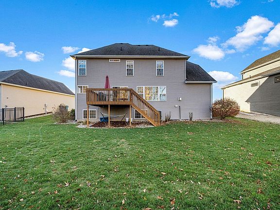 2nd image of 54844 Columbia Bay Dr