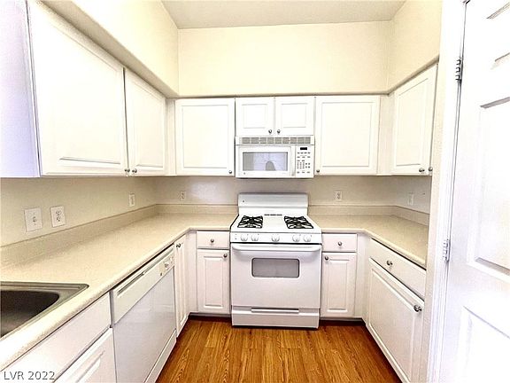 5th image of 9000 S Las Vegas Blvd Unit 1225