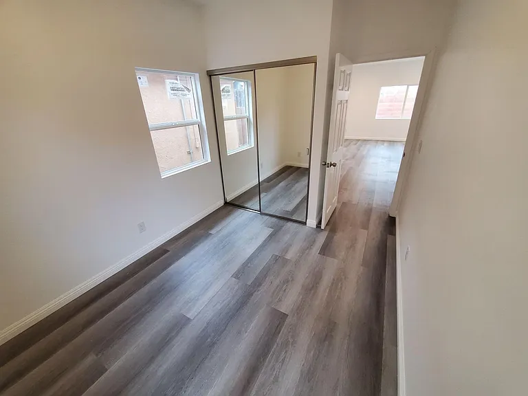 5426 Camp St — Photo 9
