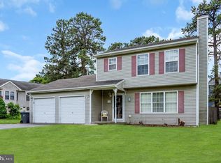 104 Lubbers Ln, Manahawkin, NJ 08050