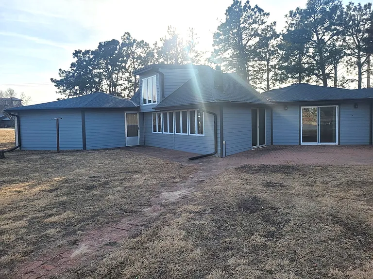 1055 Platteview Dr — Photo 31