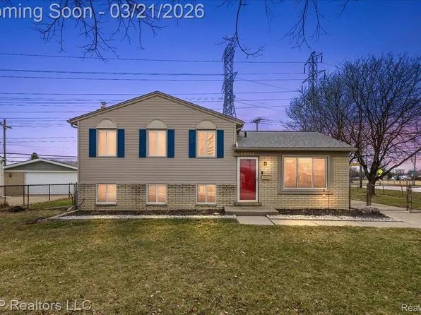 44012 Carrnation Dr, Sterling Heights, MI 48313