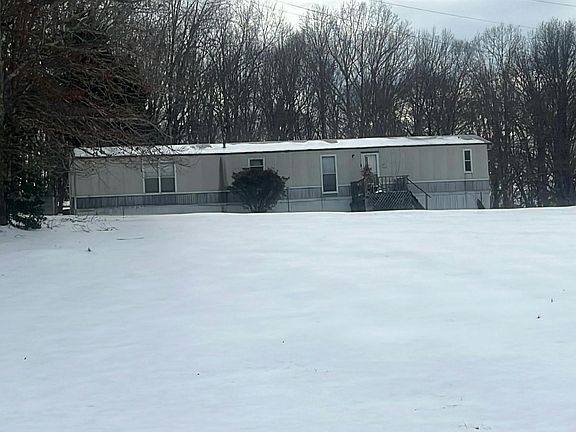 3rd image of 3984 Highway 70 W