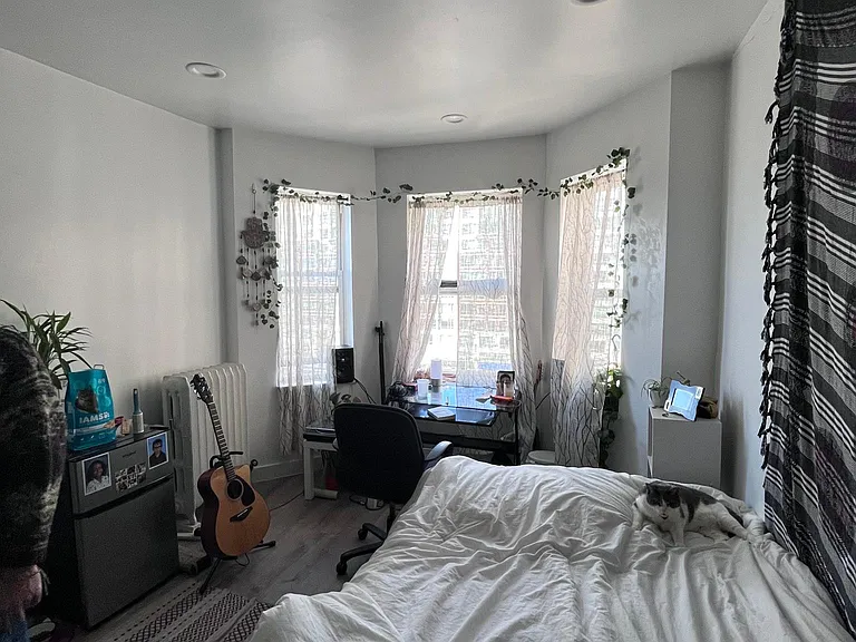 24 Peterborough St #15 — Photo 3